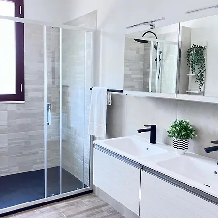Esclusiva Con Piscina Privata E Vista Mare Villa San Michele (Sassari)